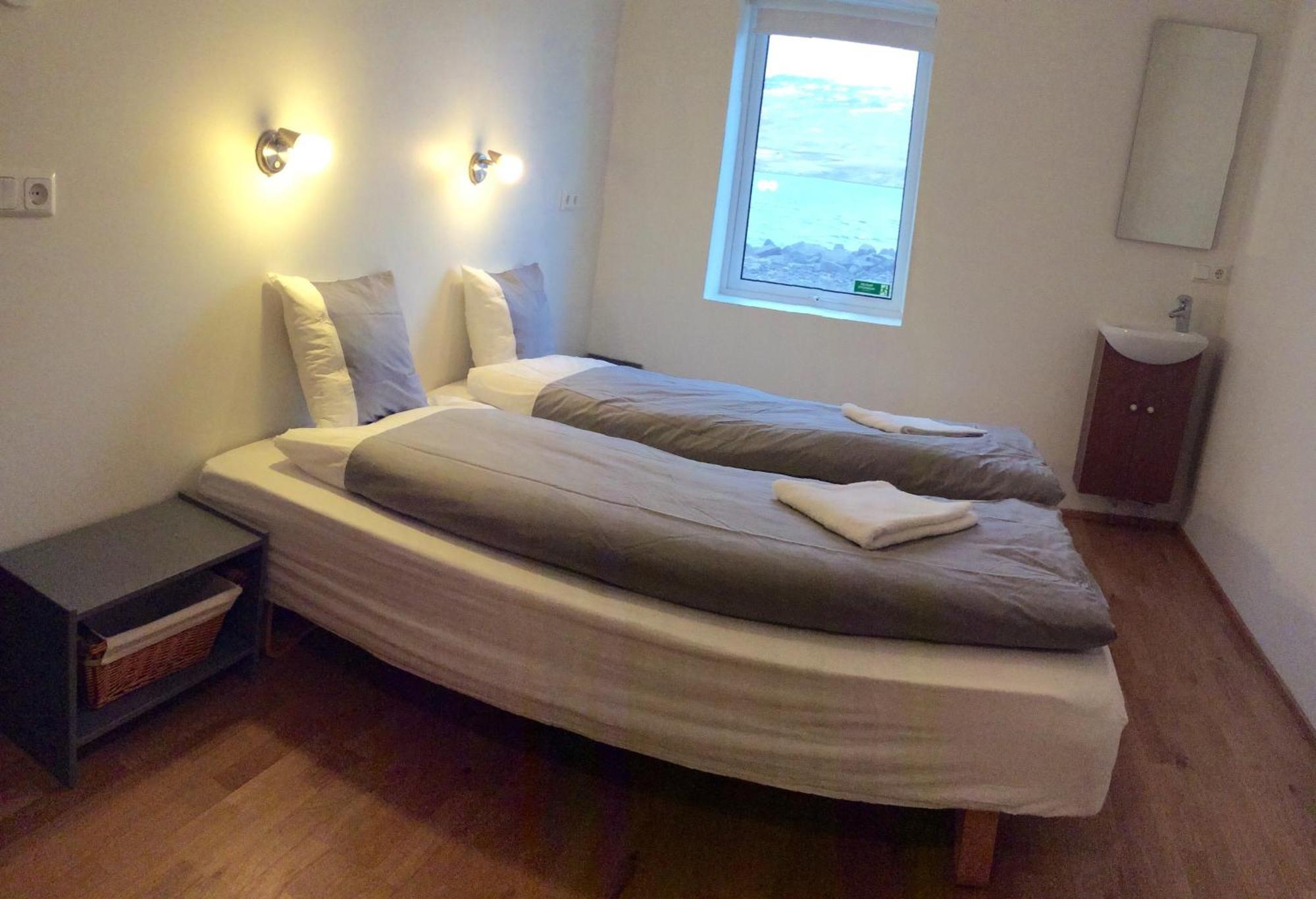 Tangahus Guesthouse Bortheyri Quarto foto